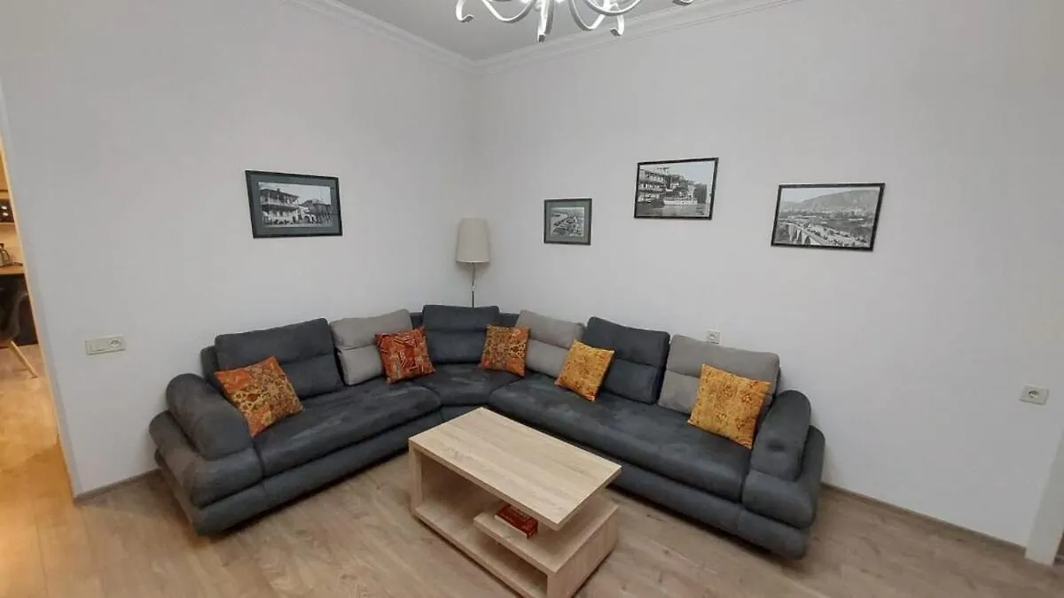 דירות טביליסי Poema 1Br Style On Asatiani