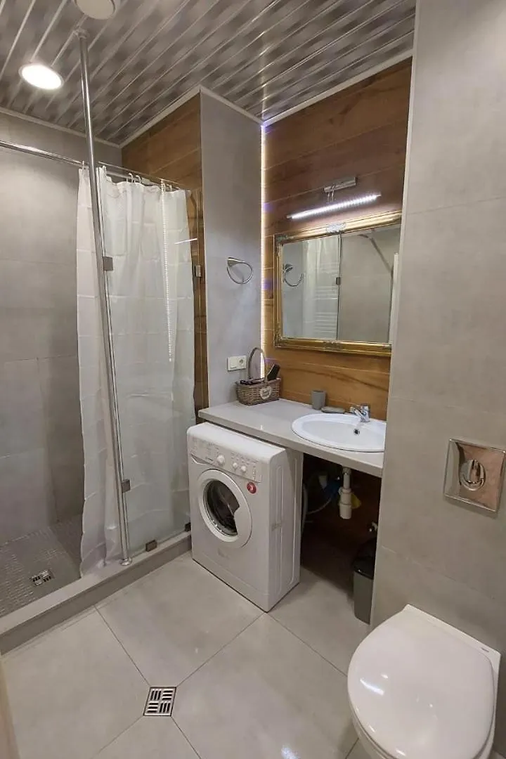 דירות טביליסי Poema 1Br Style On Asatiani